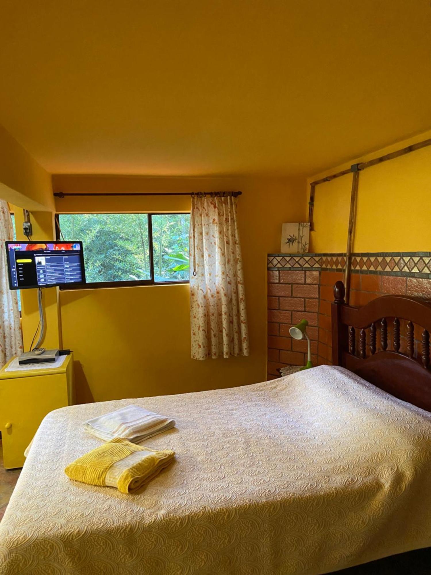 Chale Laranja - Sitio Caldeirao Villa Posse  Exteriör bild
